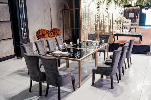 Al Karam Hotel Canvas Marquee food and service